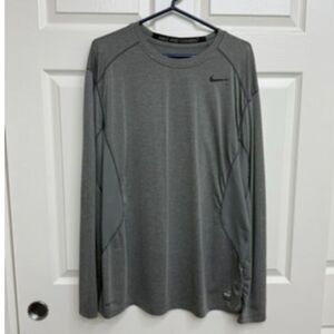 Men's Gray Nike Pro Combat Long Sleeve Shirt - X-Large